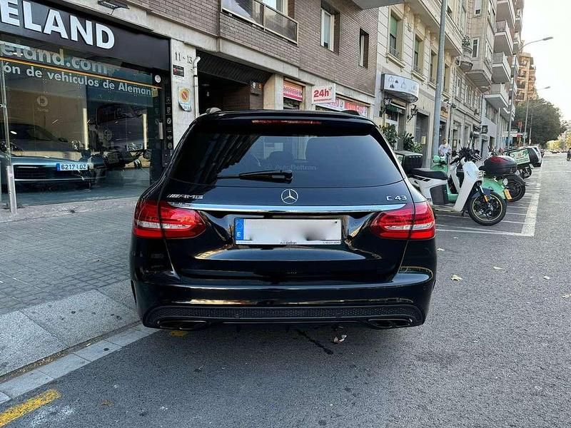 Usado Mercedes C43 AMG AMG 367 CV (269 kW) 2016 Negro Familiar