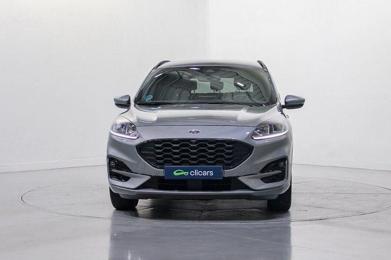 Usado Ford Kuga ST-Line 120 CV (88 kW) 2023 Gris / plata SUV