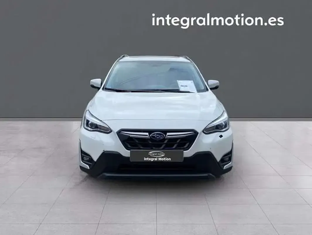 Usado Subaru XV 151 CV (111 kW) 2023 Blanco SUV