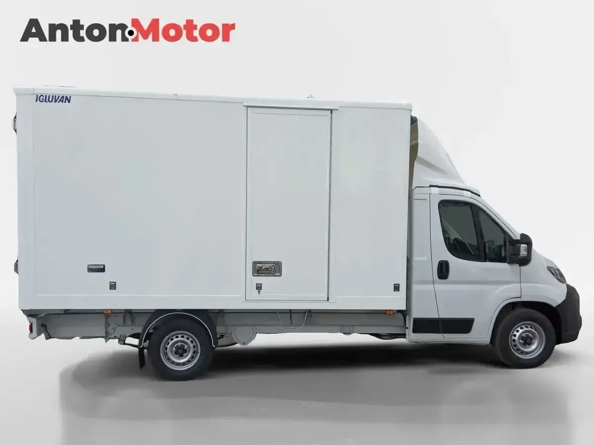 Nuevo Citroën Jumper 140 CV (102 kW) 2026 Blanco Monovolumen