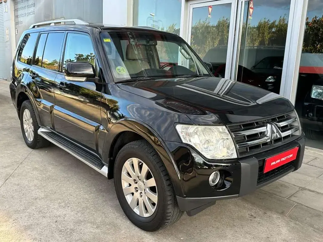 Usado Mitsubishi Montero 170 CV (125 kW) 2007 Negro SUV