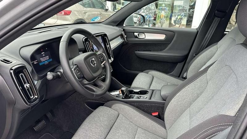 Usado Volvo XC40 Core 197 CV (144 kW) 2025 SUV