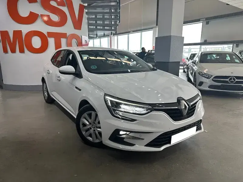 Usado Renault Mégane II Intens 116 CV (85 kW) 2023 Blanco Berlina