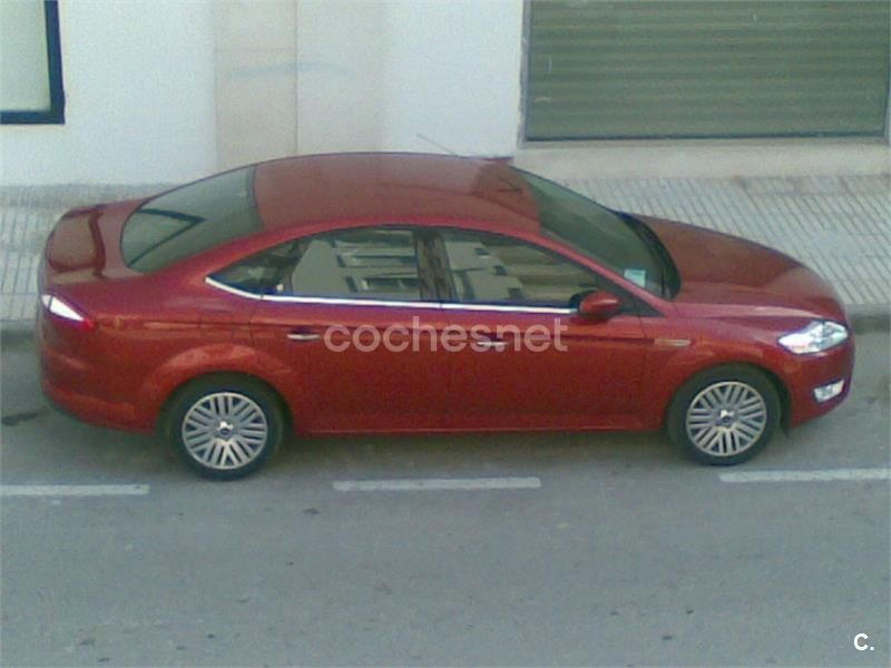 Etiqueta b (amarilla) Usado 2009 Ford Mondeo Ghia Berlina | 5000 € (Precio justo) - Imagen 1/4