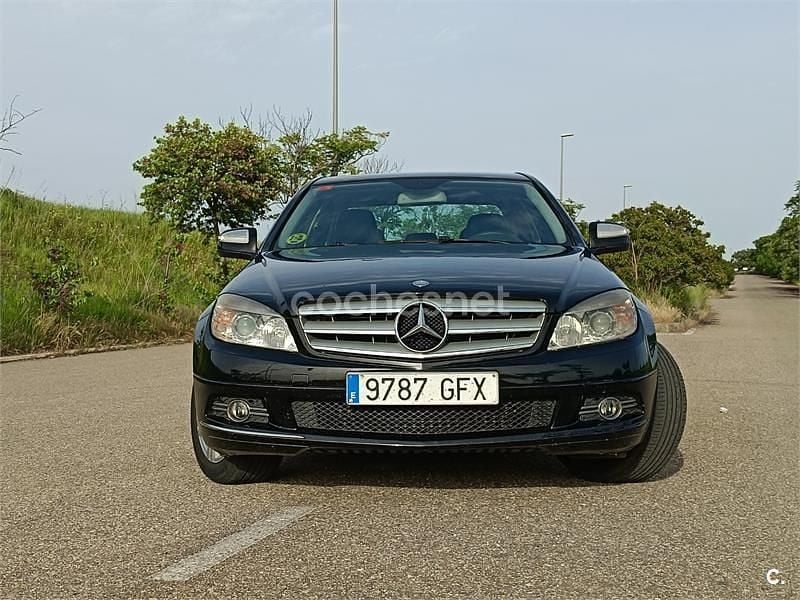 Usado Mercedes C220 170 CV (125 kW) 2008 Negro Berlina
