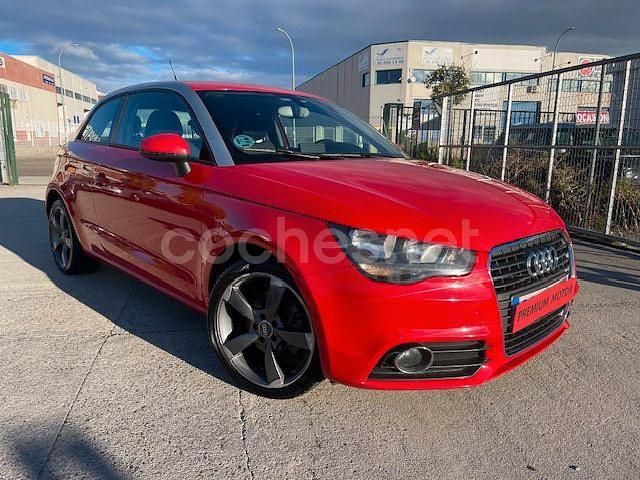 Usado Audi A1 Ambition 122 CV (89 kW) 2010 Rojo Berlina