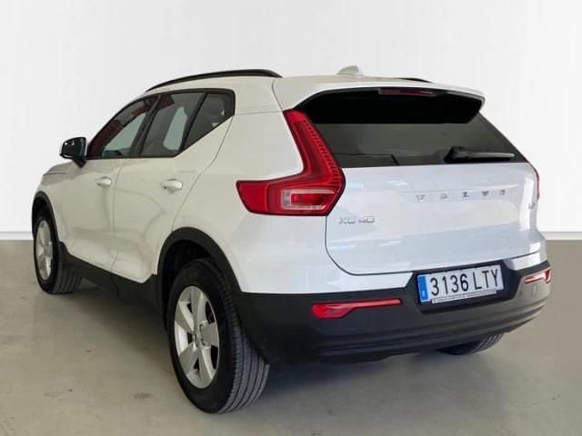 Usado Volvo XC40 Momentum 129 CV (94 kW) 2021 Todoterreno SUV