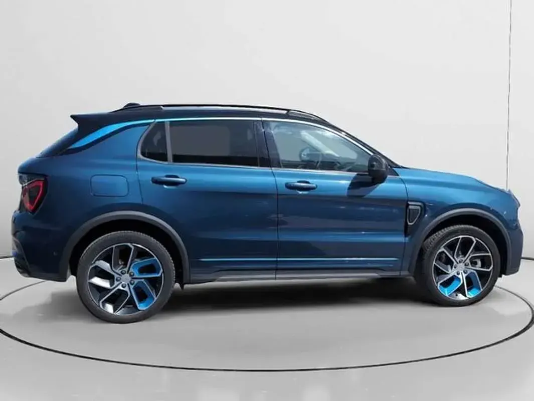 Usado Lynk & Co 01 261 CV (191 kW) 2022 Azul SUV