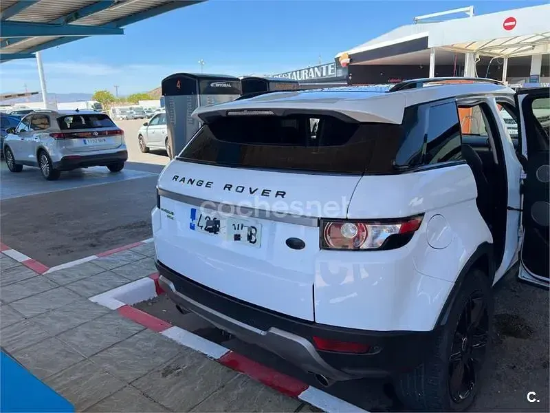 Begagnad Land Rover Range Rover evoque Prestige 190 HK (139 kW) 2012 Vit SUV