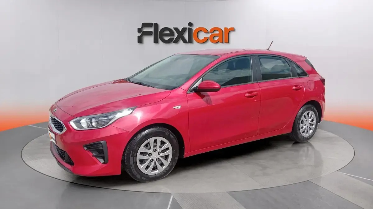 Usado Kia Ceed 120 CV (88 kW) 2020 Rojo Utilitario