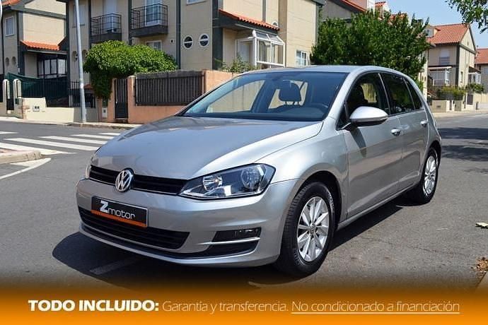 Gris / plata Usado 2014 VW Golf VII Edition Berlina | 9990 € (Un poco caro) - Imagen 1/4