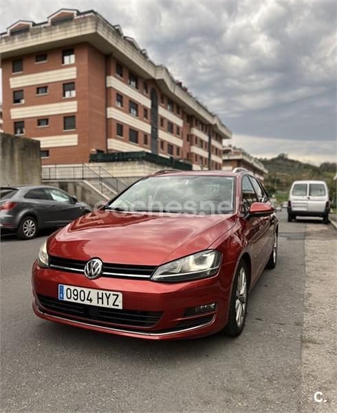 Usado VW Golf VII Sportline 150 CV (110 kW) 2014 Rojo Familiar