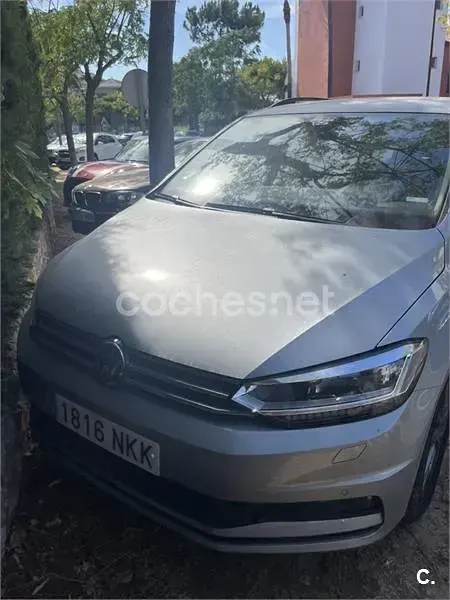 Usado VW Touran 150 CV (110 kW) 2026 Gris / plata Monovolumen