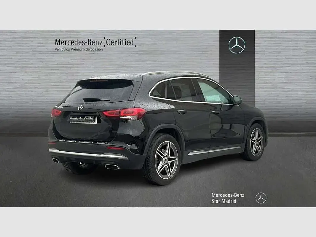 Usado Mercedes GLA200 150 CV (110 kW) 2022 Negro SUV