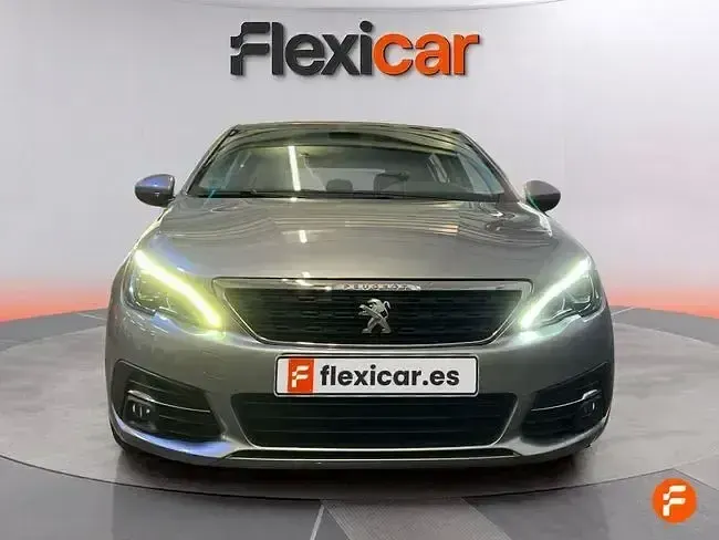 Usado Peugeot 308 Access 110 CV (80 kW) 2020 Gris Berlina