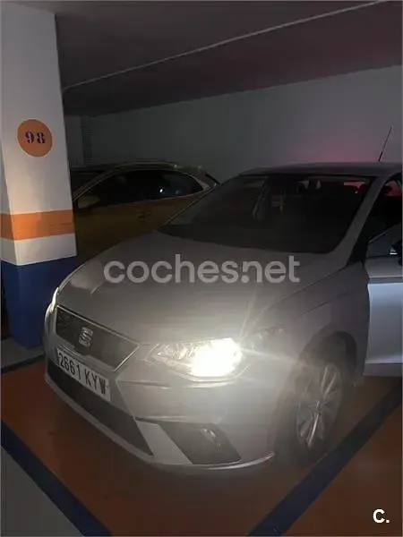 Usado Seat Ibiza Style 80 CV (58 kW) 2019 Gris / plata Utilitario