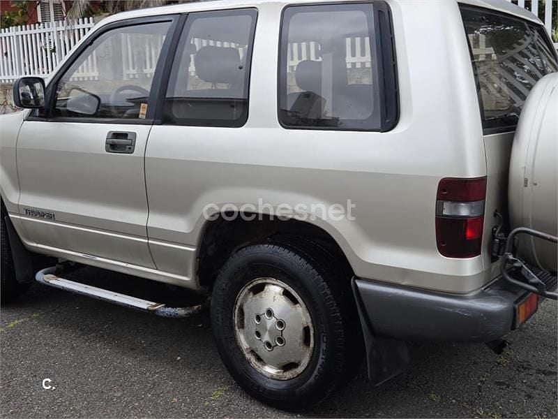 Usado Isuzu Trooper 159 CV (116 kW) 2000 Gris / plata SUV