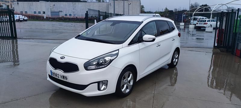 Blanco Usado 2014 Kia Carens Monovolumen | 10.990 € (Precio justo) - Imagen 1/4