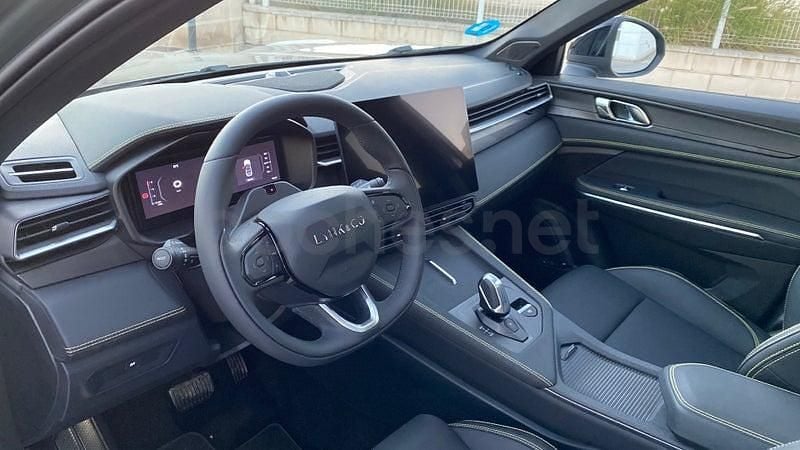 Usado Lynk & Co 01 276 CV (202 kW) 2025 Verde SUV