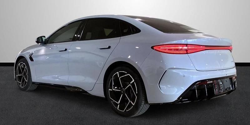 Nuevo BYD Seal 389 kW (530 CV) 2025 Gris Berlina