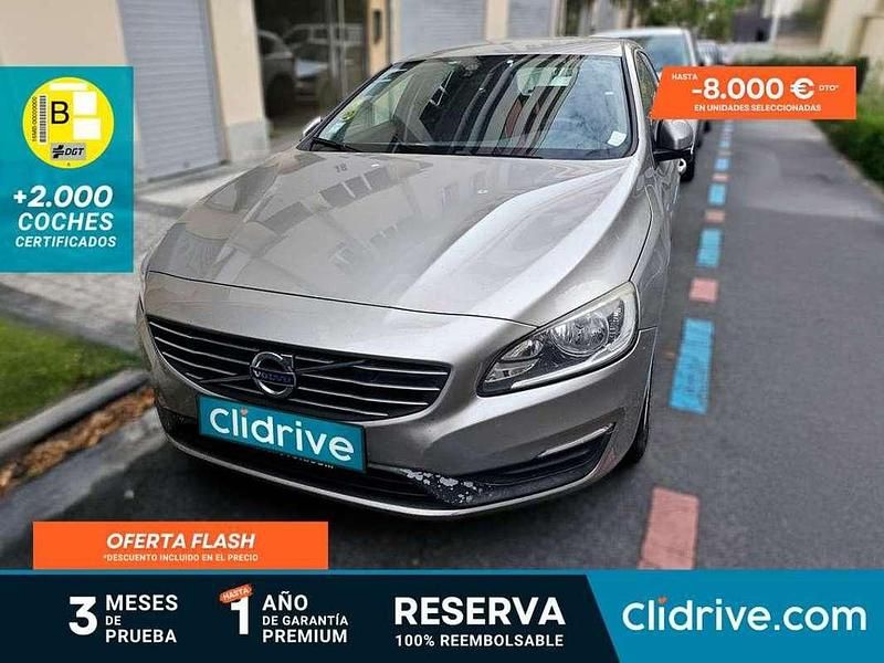 Beige Usado 2015 Volvo V60 Momentum Familiar | 7290 € (Buen precio) - Imagen 1/3