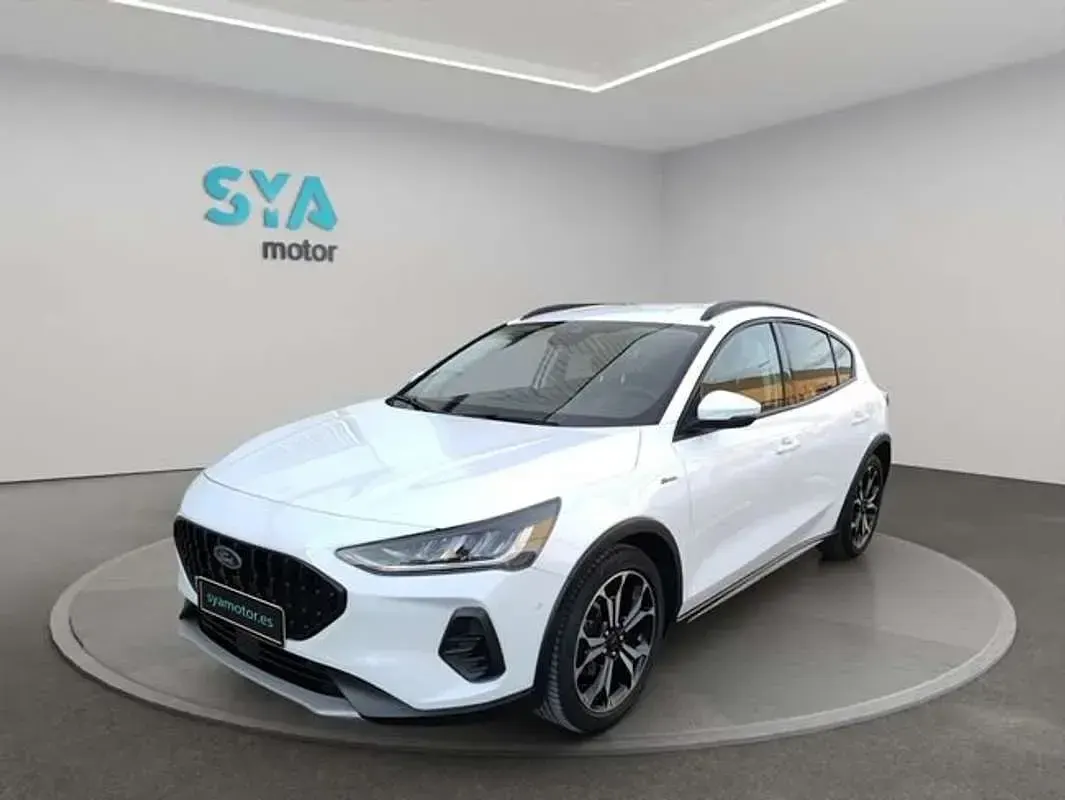 Usado Ford Focus Active 156 CV (114 kW) 2022 Blanco Berlina
