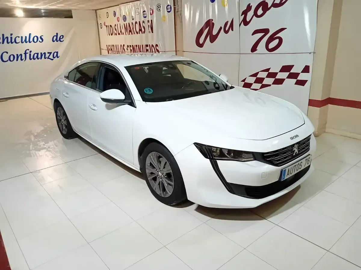 Usado Peugeot 508 Active 130 CV (95 kW) 2021 Blanco
