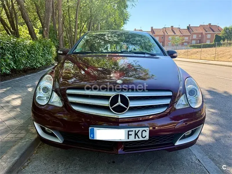 Usado Mercedes R500 306 CV (225 kW) 2007 Granate Familiar
