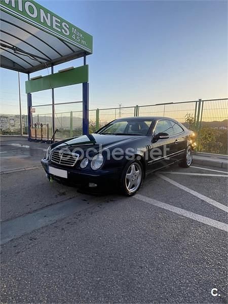 Negro Usado 2001 Mercedes CLK320 Elegance Coupe | 4300 € (Buen precio) - Imagen 1/4