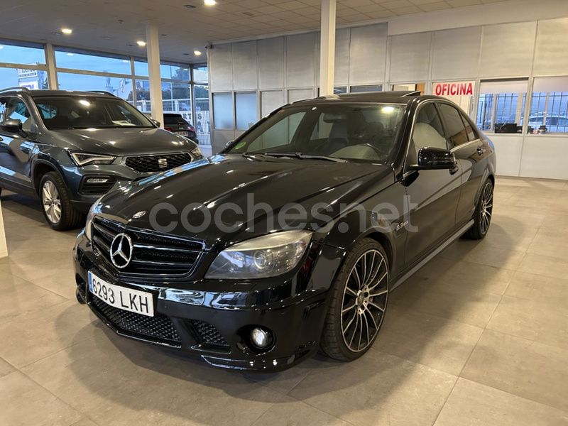 Negro Usado 2011 Mercedes C63 AMG AMG Berlina | 29.900 € - Imagen 1/4