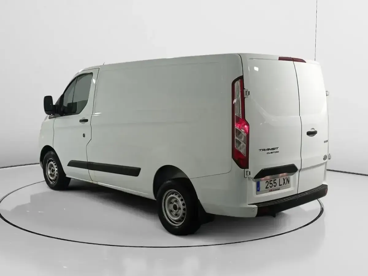 Usado Ford Transit Custom Trend 130 CV (95 kW) 2022 Blanco Van