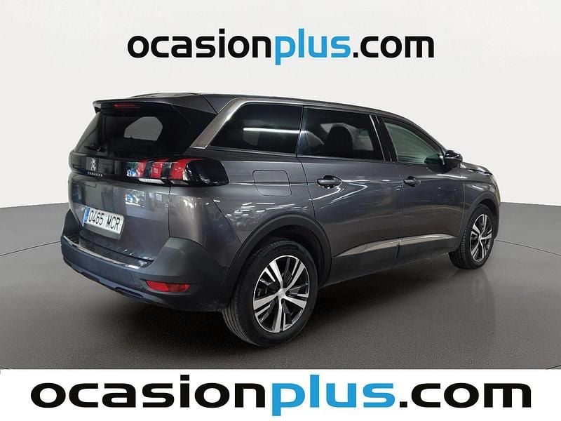 Usado Peugeot 5008 Allure 131 CV (96 kW) 2022 Gris plata SUV