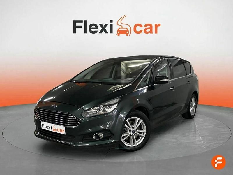 Usado Ford S-MAX Titanium 150 CV (110 kW) 2016 Gris Monovolumen