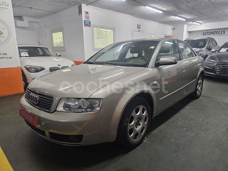 Beige Usado 2002 Audi A4 Berlina | 3990 € (Un poco caro) - Imagen 1/4
