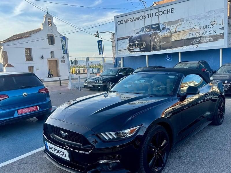 Usado Ford Mustang Convertible 314 CV (230 kW) 2015 Negro Descapotable