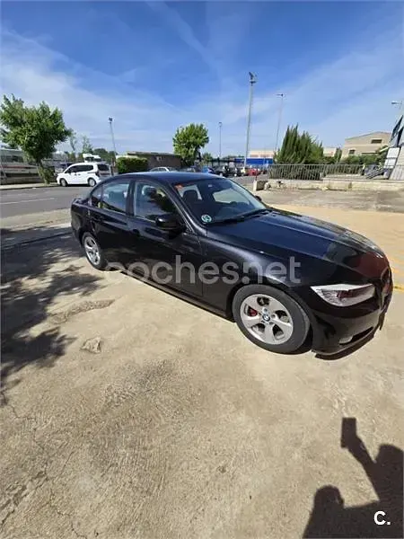 Usado BMW 320 Efficient Dynamics 163 CV (119 kW) 2011 Negro Berlina