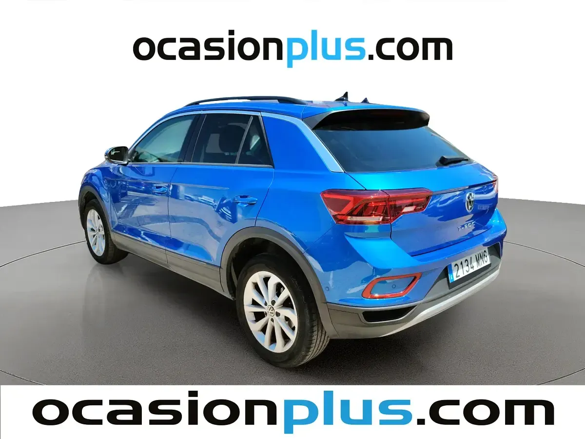Usado VW T-Roc Life 116 CV (85 kW) 2024 Azul SUV