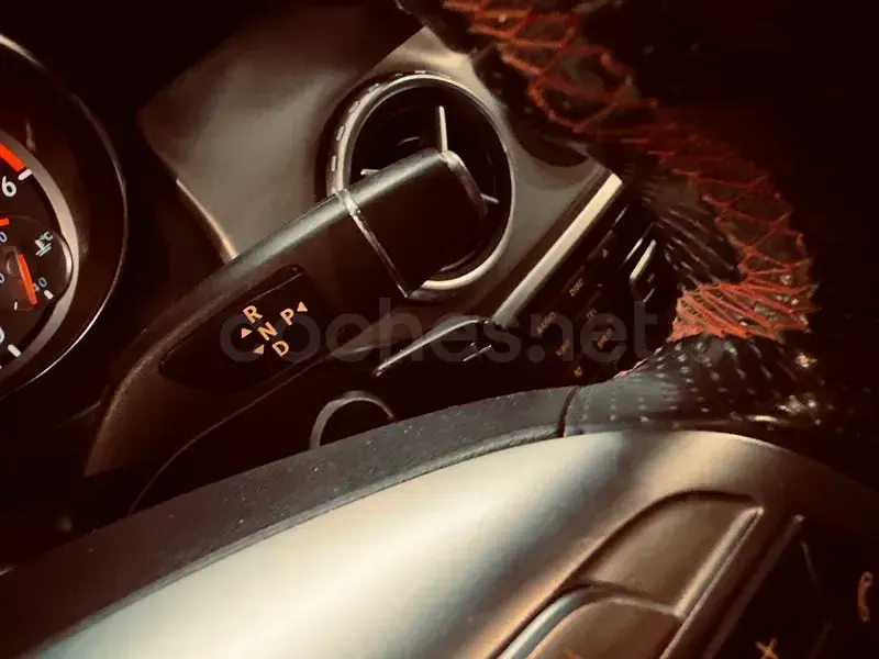 Usado Mercedes GLA220 AMG line 170 CV (125 kW) 2014 Blanco SUV