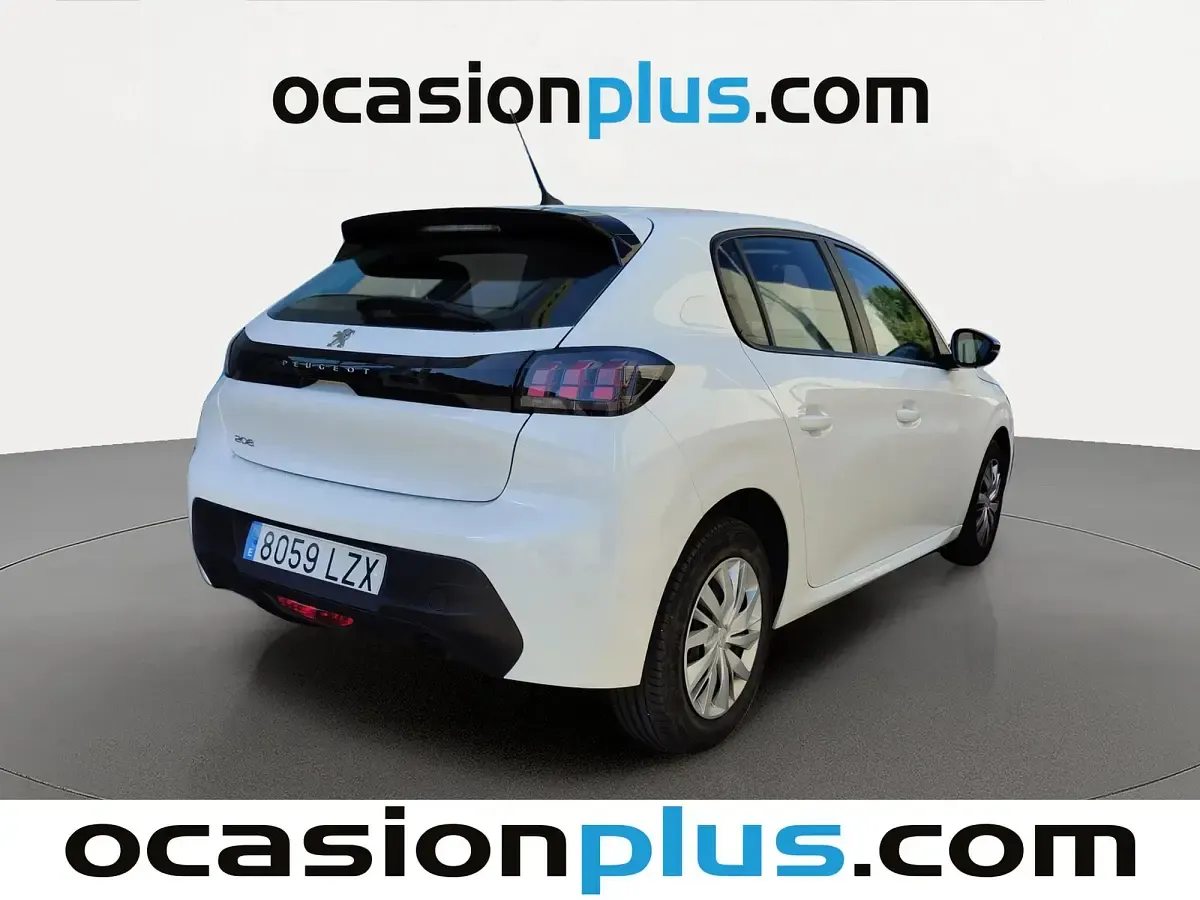 Usado Peugeot 208 Active 102 CV (75 kW) 2022 Blanco Utilitario