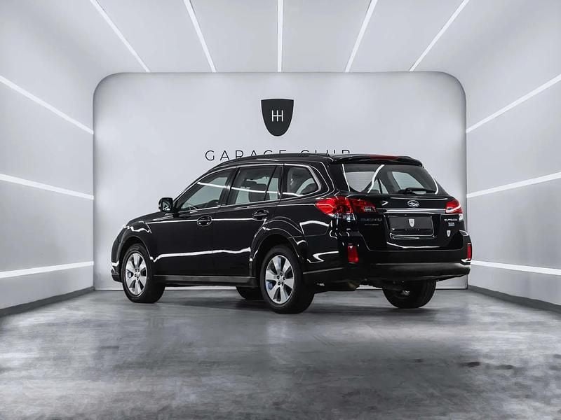 Usado Subaru Legacy 150 CV (110 kW) 2010 Negro Familiar