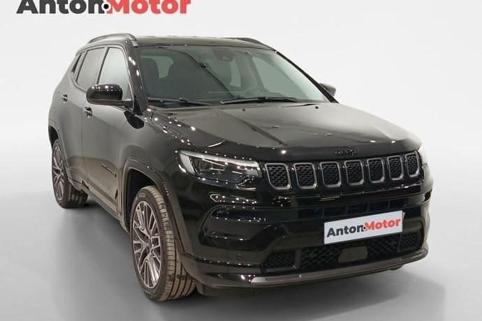 Nuevo Jeep Compass Summit 131 CV (96 kW) 2025 Negro SUV