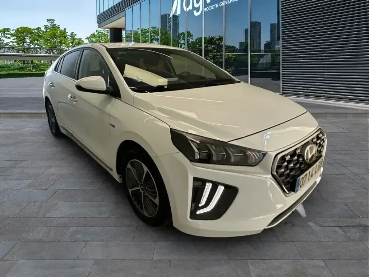 Usado Hyundai Ioniq 141 CV (103 kW) 2020 Blanco Utilitario