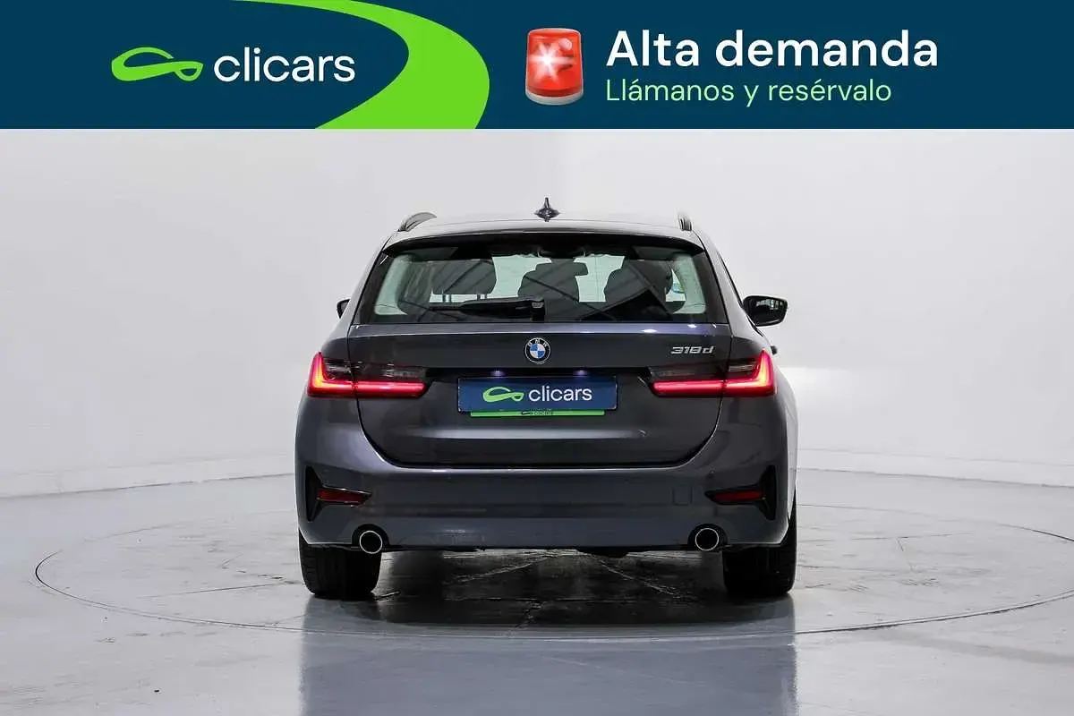 Usado BMW 318 150 CV (110 kW) 2021 Gris Familiar