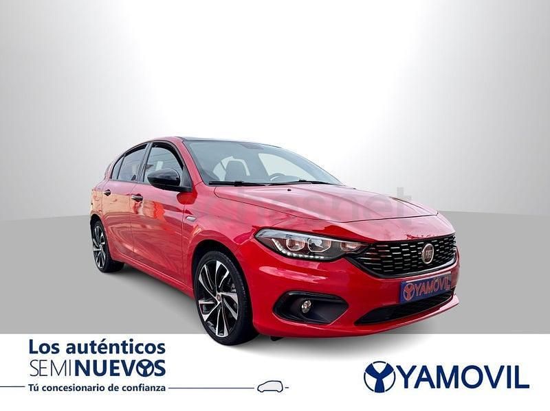 Usado Fiat Tipo S 120 CV (88 kW) 2019 Rojo Berlina