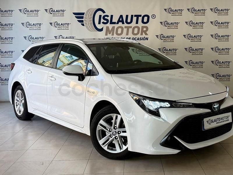 Usado Toyota Corolla Active 122 CV (89 kW) 2021 Blanco Familiar