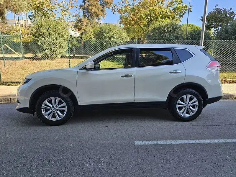 Usado Nissan X-Trail Acenta 131 CV (96 kW) 2017 Blanco SUV
