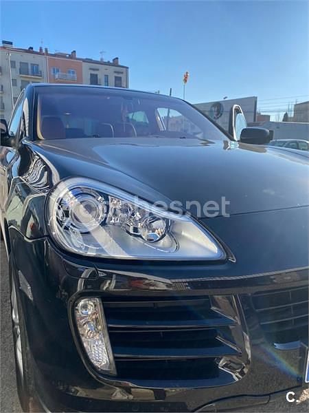 Negro Usado 2010 Porsche Cayenne SUV | 16.990 € - Imagen 1/4