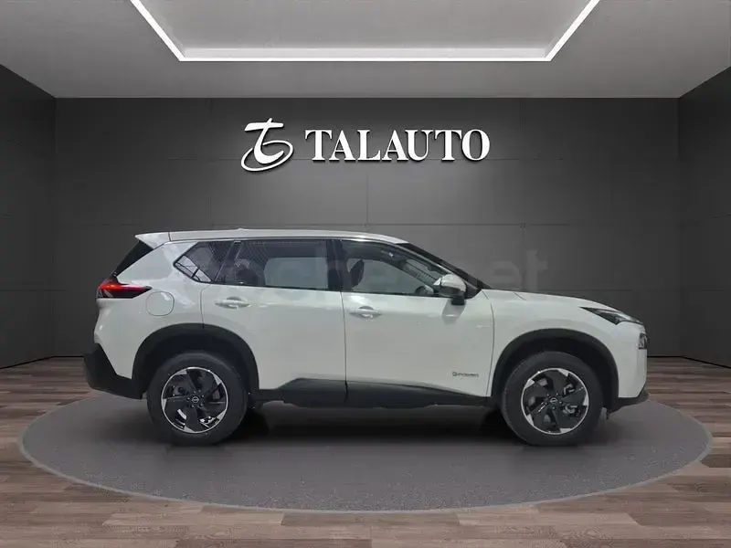Nuevo Nissan X-Trail Acenta 204 CV (150 kW) 2026 Blanco SUV