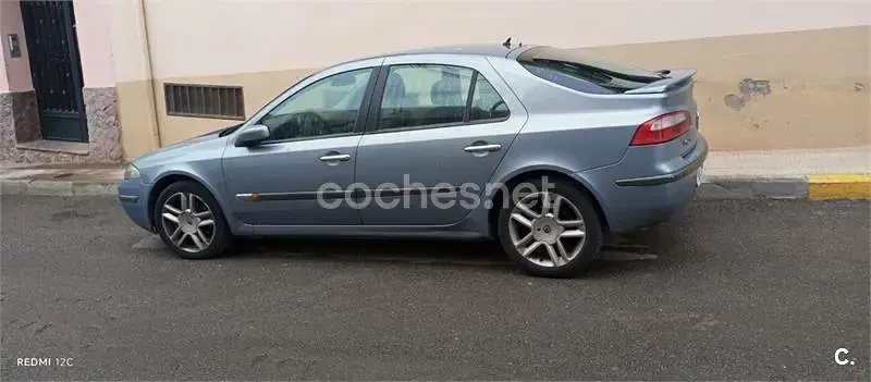 Usado Renault Laguna II Privilege 150 CV (110 kW) 2004 Azul Berlina