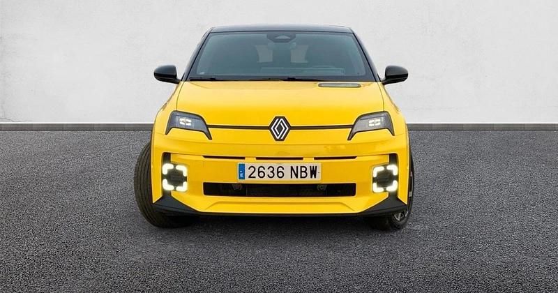 Ny Renault 5 E-Tech Techno 89 kW (122 HK) 2025
